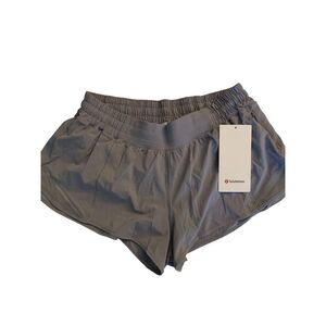 Lululemon Hotty Hot Short II *2.5" W7AUSR gray women's size 12 NEW WITH TAGS
